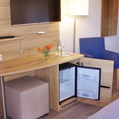 ゲストハウス Stichwehs Am Bahnhof